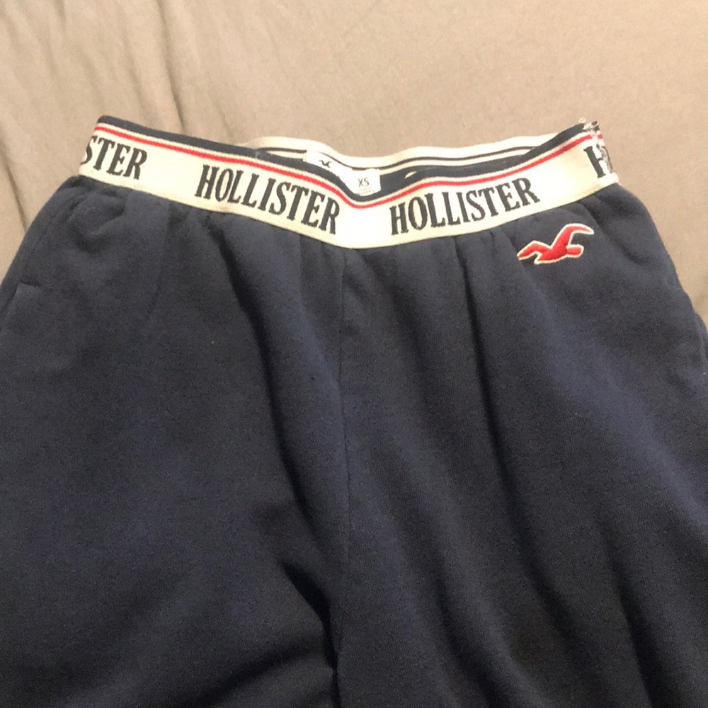 Hollister Sweats